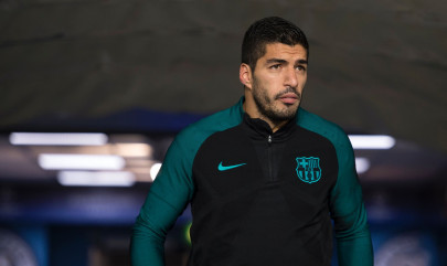 suarez hurt by criticism of barca players pay cut delay suarez hurt by criticism of barca players pay cut delay
