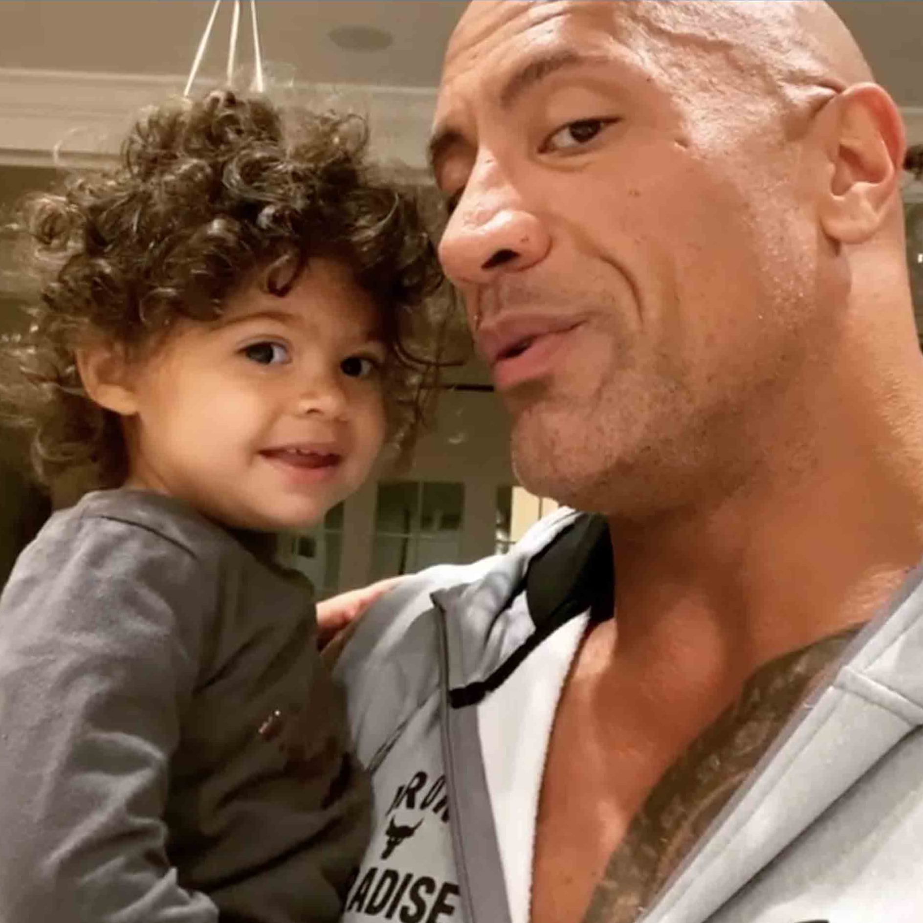dwayne johnson wins hearts as he sings moana song to his baby daughter