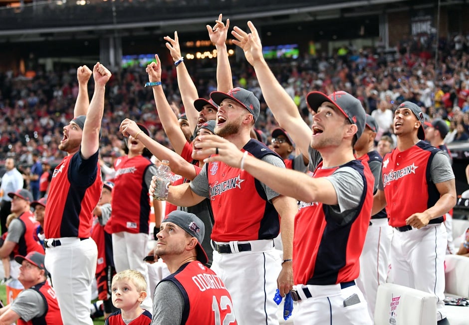 he National League players react in the 2019 MLB Home Run Derby at Progressive Field:REUTERS