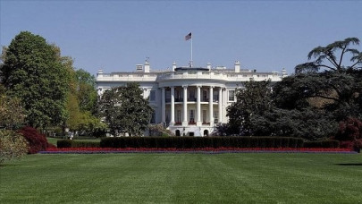 white house to test all who come near trump for virus