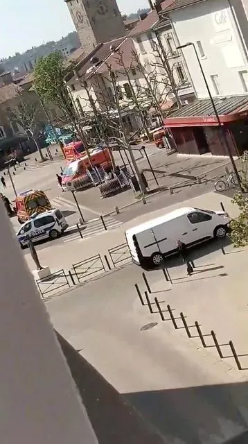 emergency services arrive on a scene of a knife attack in romans sur isere near lyon france april 4 2020 in this screen grab obtained from a social media video photo reuters emergency services arrive on a scene of a knife attack in romans sur isere near lyon france april 4 2020 in this screen grab obtained from a social media video photo reuters