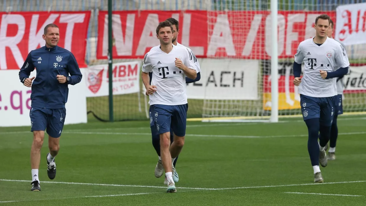 bayern munich deciding to train players in small groups to minimise the risk of infection photo afp bayern munich deciding to train players in small groups to minimise the risk of infection photo afp