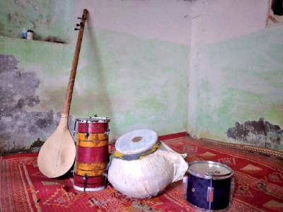 artistes transgender community struggle to survive amid lockdown