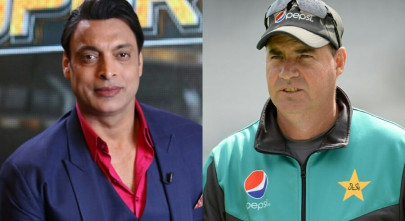 akhtar blasts arthur for questioning hafeez s commitment to pakistan akhtar blasts arthur for questioning hafeez s commitment to pakistan