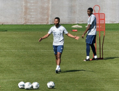 bundesliga stars glad to train again even with social distancing bundesliga stars glad to train again even with social distancing