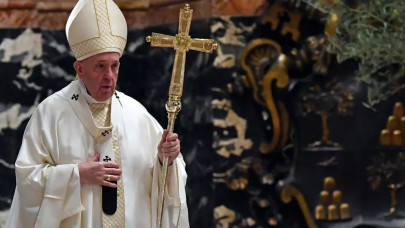 pope guides locked down world through virtual easter pope guides locked down world through virtual easter