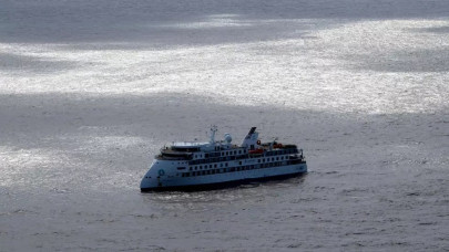 stranded liner evacuation to follow strict measures stranded liner evacuation to follow strict measures