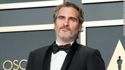 it s pure anxiety and i love it joaquin phoenix on stupidity worrying and reforming his life