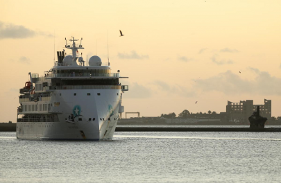 uruguay transports australians new zealanders from virus hit cruise ship uruguay transports australians new zealanders from virus hit cruise ship