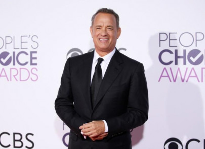 tom hanks kicks off first saturday night live show post coronavirus shutdown tom hanks kicks off first saturday night live show post coronavirus shutdown