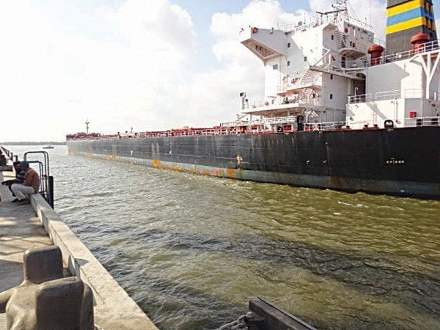 karachi port photo file karachi port photo file