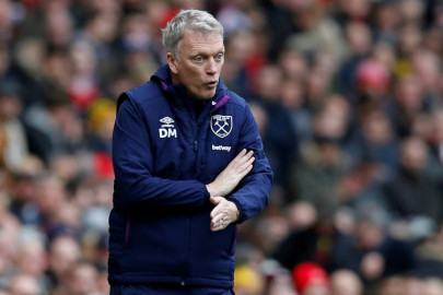 hammers boss moyes fears injury pile up if premier league resumes hammers boss moyes fears injury pile up if premier league resumes