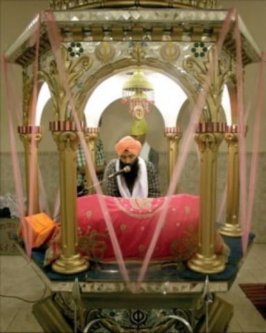 the baisakhi festival marks the new year and the time to harvest the rabi crop sikhs celebrate the day by thanking god for their blessings and praying for a bountiful harvest the baisakhi festival marks the new year and the time to harvest the rabi crop sikhs celebrate the day by thanking god for their blessings and praying for a bountiful harvest