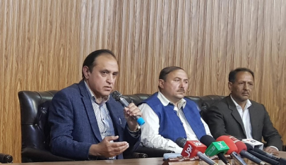 g b minister resigns after scuffle with senior bureaucrat over covid 19 lockdown g b minister resigns after scuffle with senior bureaucrat over covid 19 lockdown
