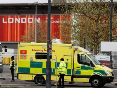 johnson locks down england as uk covid 19 cases pass 1 million johnson locks down england as uk covid 19 cases pass 1 million