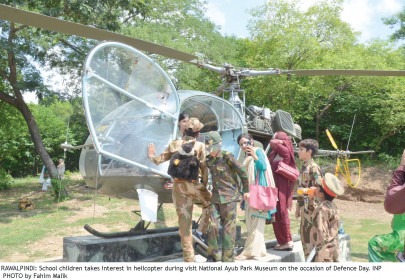 nation pledges unity for motherland s defence nation pledges unity for motherland s defence