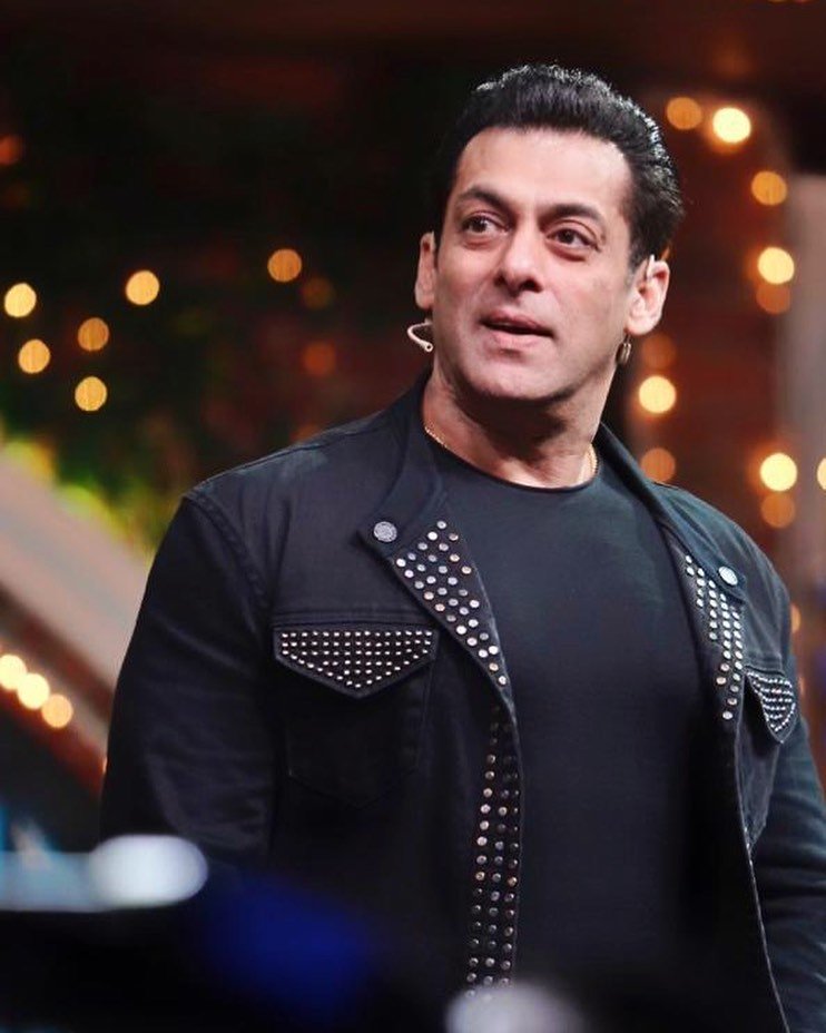 Salman Khan Wallpapers | salman-khan-1-13 - Bollywood Hungama