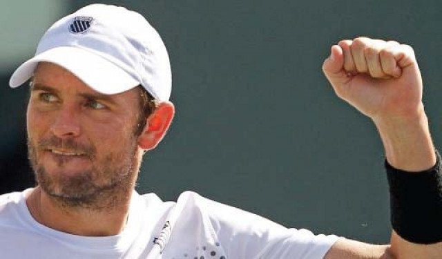 tennis fish books quarter final berth