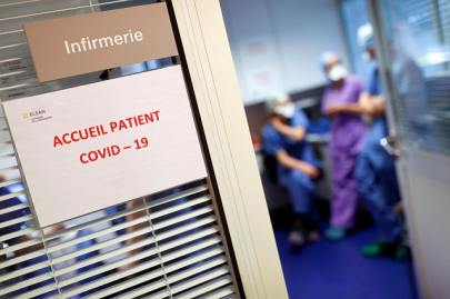 french coronavirus deaths top 19 000 though increase slows french coronavirus deaths top 19 000 though increase slows