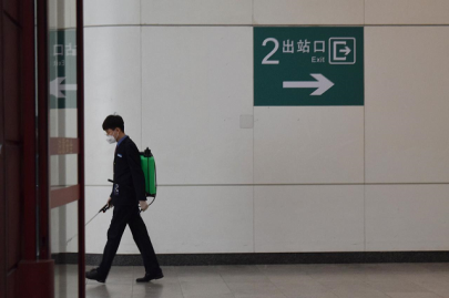 china reports 12 new mainland coronavirus cases on april 19 eight imported