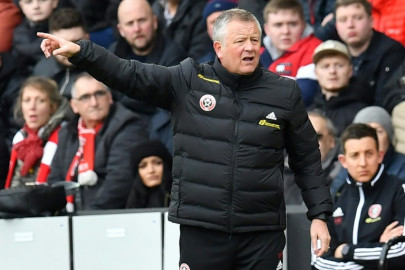 sheffield united manager wilder takes wage deferral