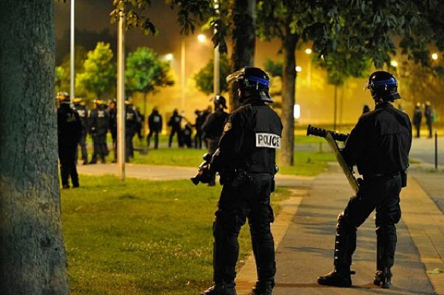 strict lockdown rules to curb the coronavirus threaten fragile social peace in deprived areas photo twitter londonlovesbiz