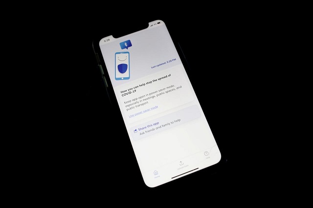 contact tracing app tracetogether released by the singapore government to curb the spread of the coronavirus disease is seen on a mobile phone in singapore march 25 2020 photo reuters