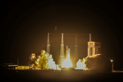 iran launches first military satellite say revolutionary guards