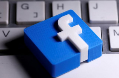facebook enters the videoconferencing fray with messenger rooms facebook enters the videoconferencing fray with messenger rooms
