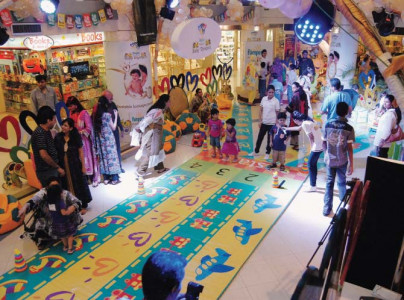 pampers baby olympics run baby run pampers baby olympics run baby run