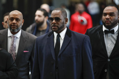 r b singer r kelly s obstruction trial begins in chicago r b singer r kelly s obstruction trial begins in chicago