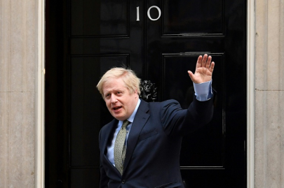 pm johnson back to work as uk virus problems mount pm johnson back to work as uk virus problems mount