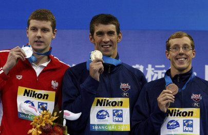 phelps hits back with 25th world title