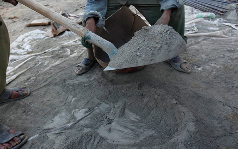 pakistan s cement sector posts hefty losses in third quarter