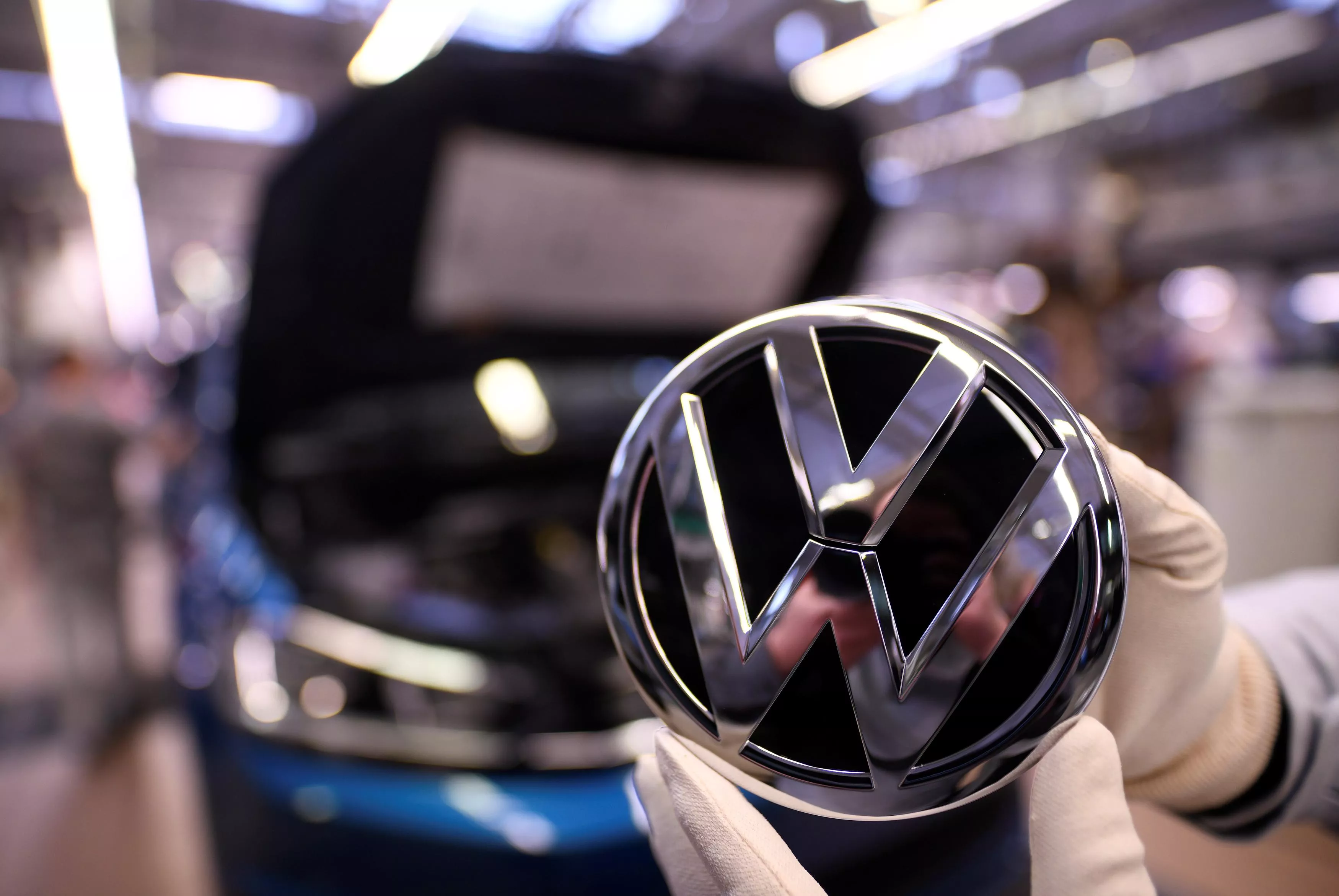 worker strikes to hit volkswagen in dec worker strikes to hit volkswagen in dec
