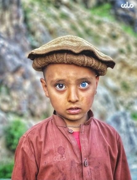 unique eye colour photos of five year old afghan boy go viral on social media