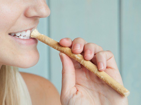 Five health benefits of using a miswak