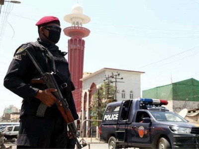 live sindh imposes complete lockdown from 12 noon to 3pm on first friday of ramazan