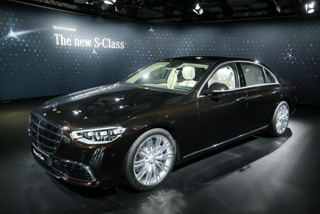 the new mercedes benz s class 500d is pictured during its presentation at the daimler production plant in sindelfingen near stuttgart germany september 2 2020 photo reuters the new mercedes benz s class 500d is pictured during its presentation at the daimler production plant in sindelfingen near stuttgart germany september 2 2020 photo reuters