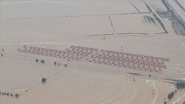 hundreds of houses flooded after dam wall partially collapsed due to heavy rain photo anadolu agency hundreds of houses flooded after dam wall partially collapsed due to heavy rain photo anadolu agency