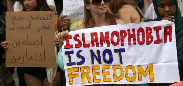 a file phot of protesters demonstrating against islamophobia in london britain august 25 2016 photo reuters