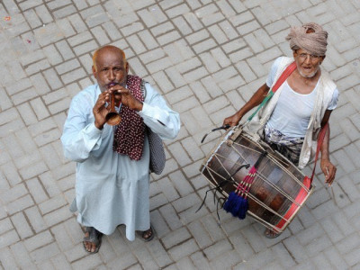 ramazan drummers beat is fading ramazan drummers beat is fading