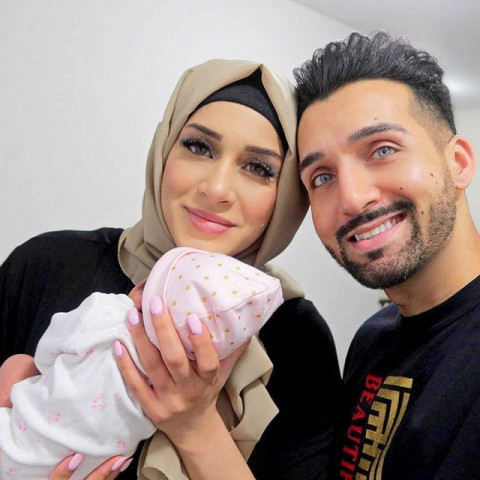 sham idrees and froggy share first photos of their daughter sham idrees and froggy share first photos of their daughter