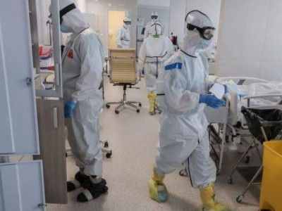 coronavirus cases in russia rise by record daily amount mortality rate slows coronavirus cases in russia rise by record daily amount mortality rate slows