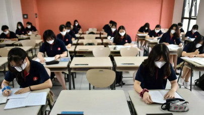 vietnam kids back at school after 3 month virus break vietnam kids back at school after 3 month virus break