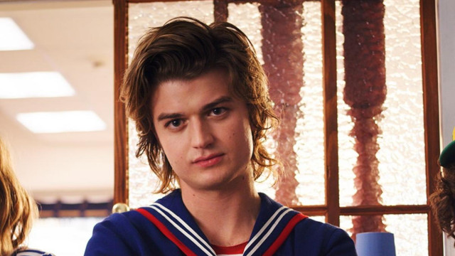 stranger things actor joe keery says season four will be scarier