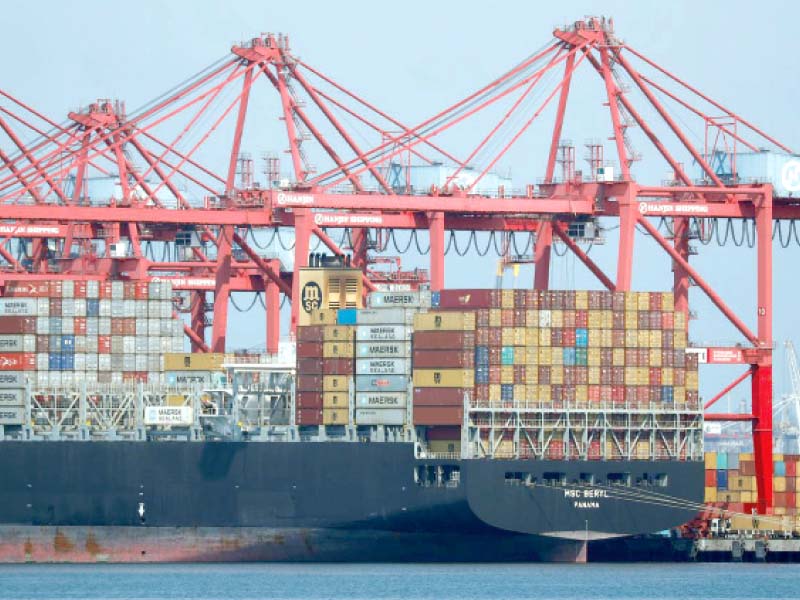 overall pakistan booked a trade deficit of 19 5 billion in first 10 months of current fiscal year 2019 20 down 25 7 com pared to the same period of last year photo file
