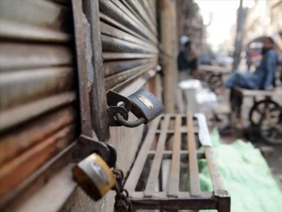 traders march in protest