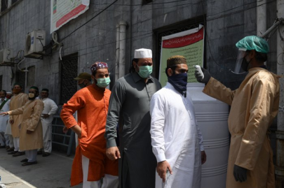knowledge sharing helps defeat pandemics experts knowledge sharing helps defeat pandemics experts