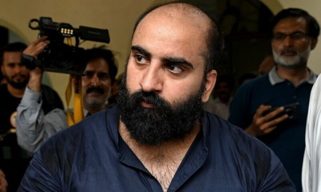 lahore resident s remand extended by 4 days over uk anti immigrant riots lahore resident s remand extended by 4 days over uk anti immigrant riots